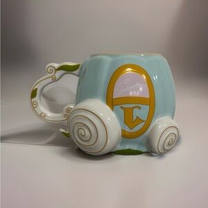 Disney Parks Cinderella Ceramic 3D Embossed 14 Fl Oz Pumpkin Carriage Mug